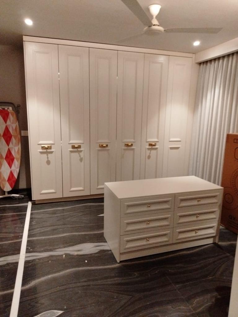 collection-gallery-pictures-of-wardrobes-designs-in-delhi-new-delhi-wooden-wardrobe-manufacturers-dealers-suppliers-in-delhi